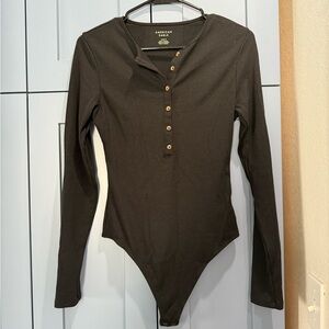 American Eagle Henley Bodysuit M